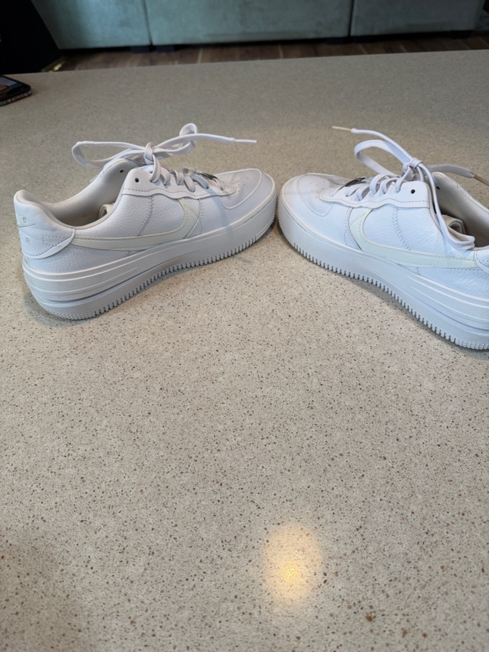 Nike Air Force 1 Low Triple White Sneakers Women’s [SIZE 8 ] AF1 Classic - Picture 6 of 8